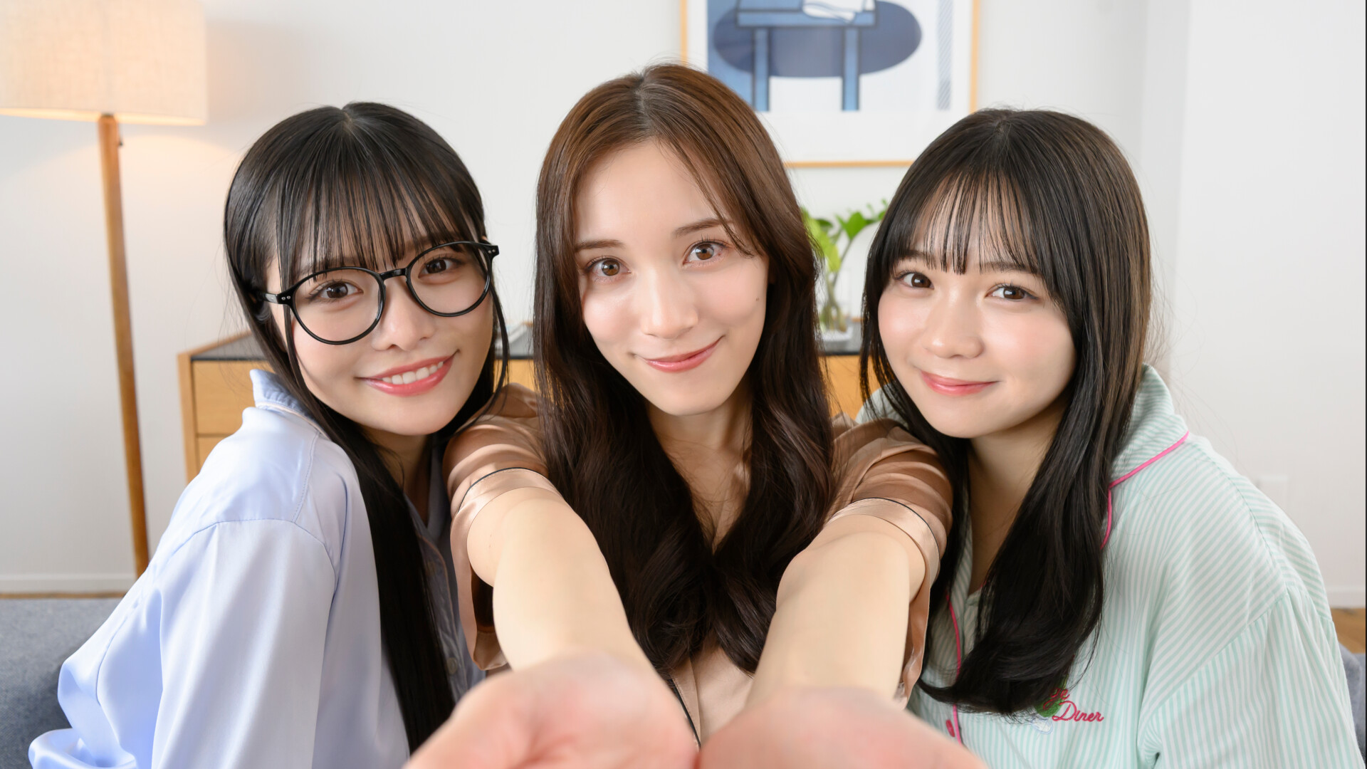 转生为仓鼠的我与三姐妹的甜蜜生活 游戏截图1
